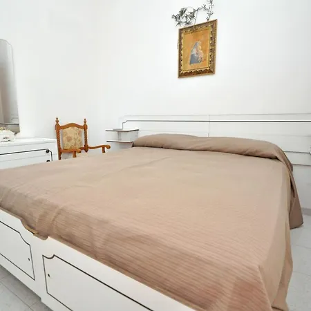 Barrecchia Villa *